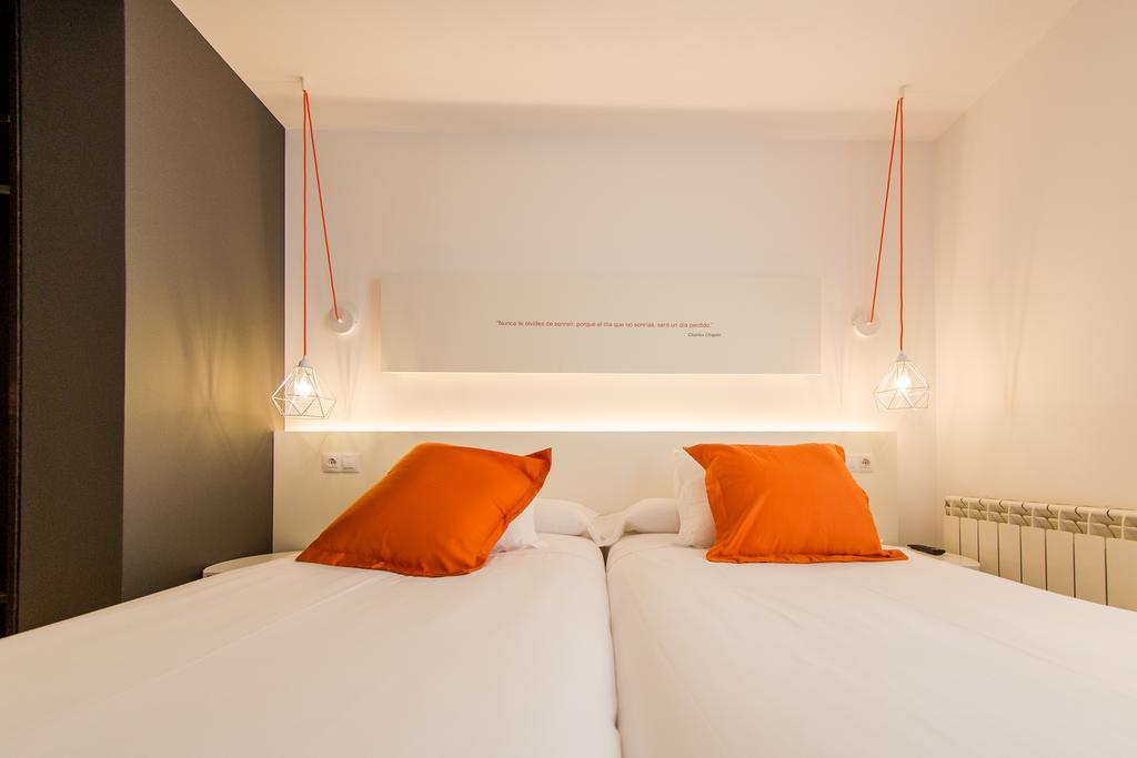 Apartamento Sombrereria Rimbombin Burgos Bagian luar foto